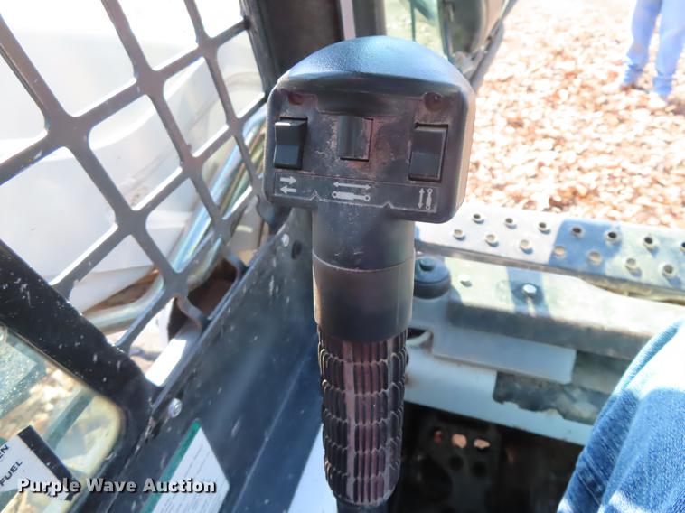 image for item DN9044 2005 Bobcat S185 skid steer