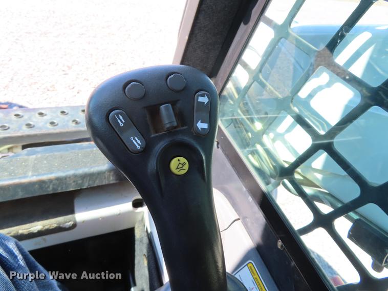 image for item DN9045 2009 Bobcat T190 skid steer