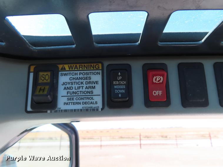 image for item DN9045 2009 Bobcat T190 skid steer