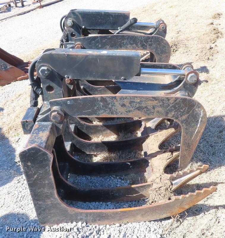 image for item DN9046 Solesbees SSG84 grapple bucket