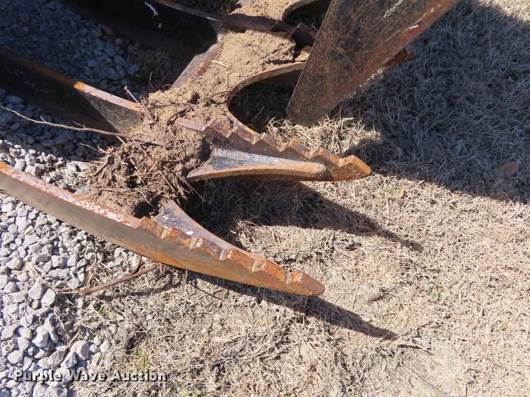 image for item DN9046 Solesbees SSG84 grapple bucket