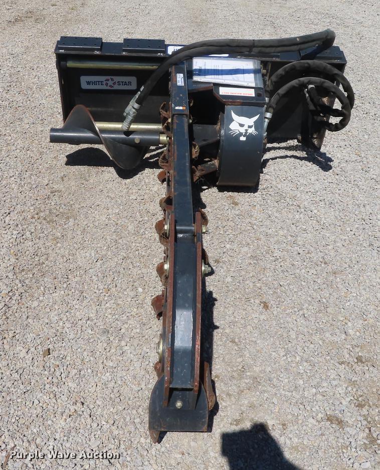 image for item DN9048 2009 Bobcat LT313 trencher