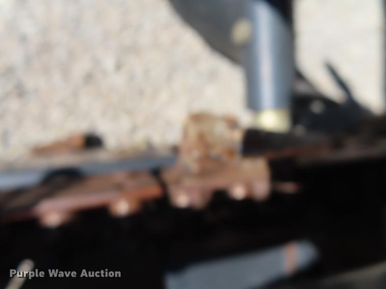 image for item DN9048 2009 Bobcat LT313 trencher