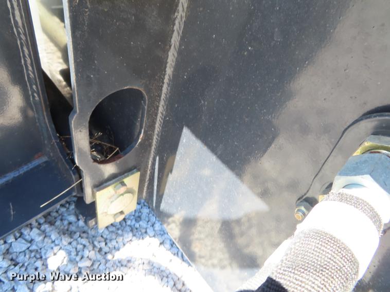 image for item DN9048 2009 Bobcat LT313 trencher