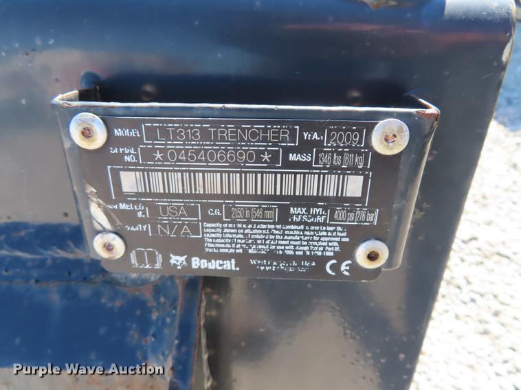 image for item DN9048 2009 Bobcat LT313 trencher
