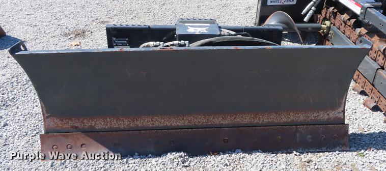 image for item DN9049 2009 Bobcat Dozer68 skid steer six-way dozer blade