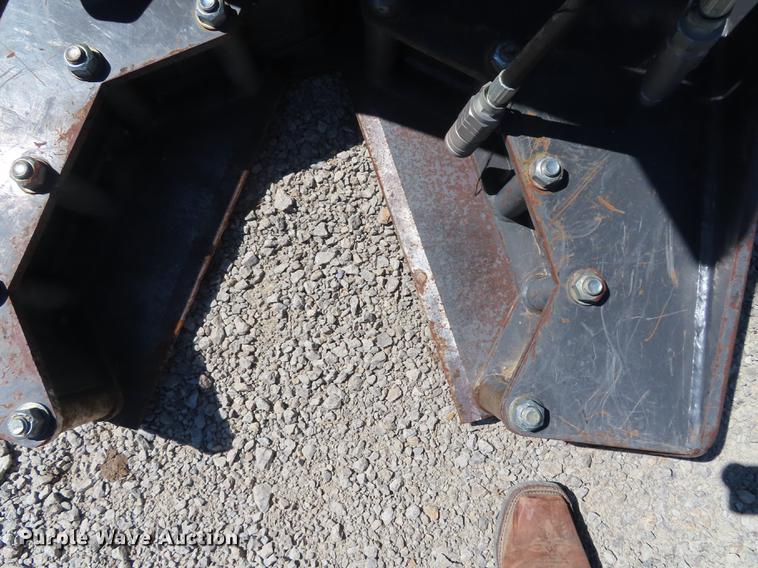 image for item DN9050 2015 Bradco TS10 tree shear