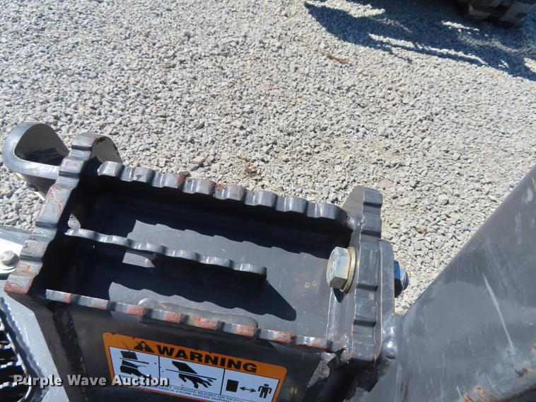 image for item DN9050 2015 Bradco TS10 tree shear