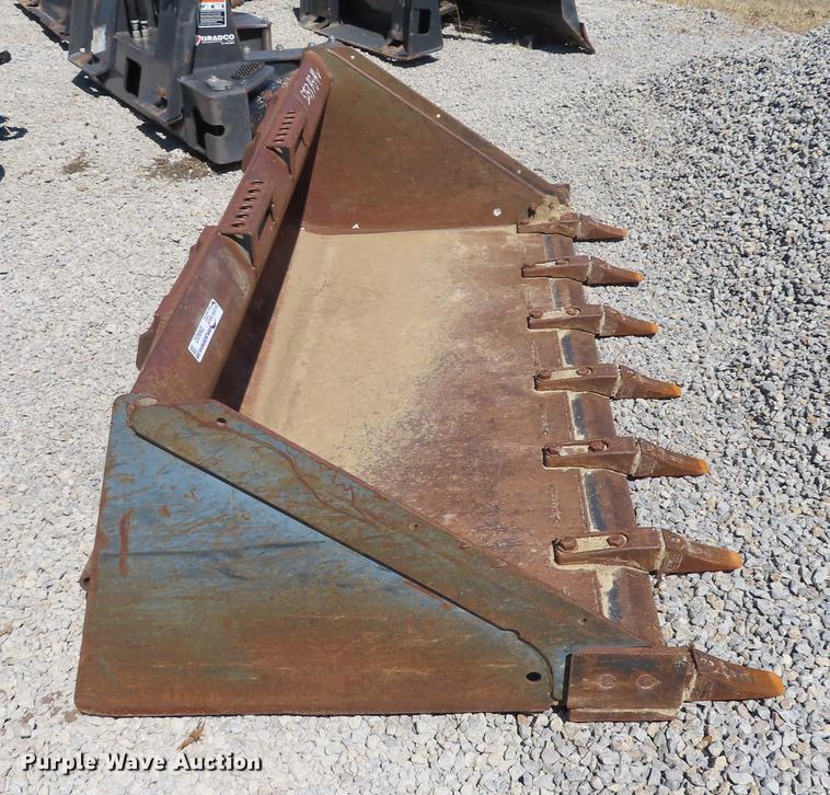 image for item DN9052 Bobcat low profile skid steer bucket