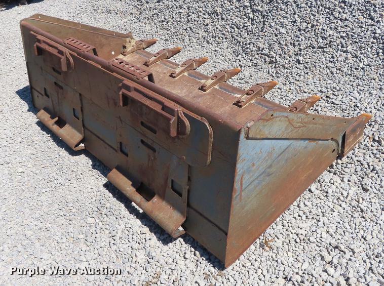 image for item DN9052 Bobcat low profile skid steer bucket
