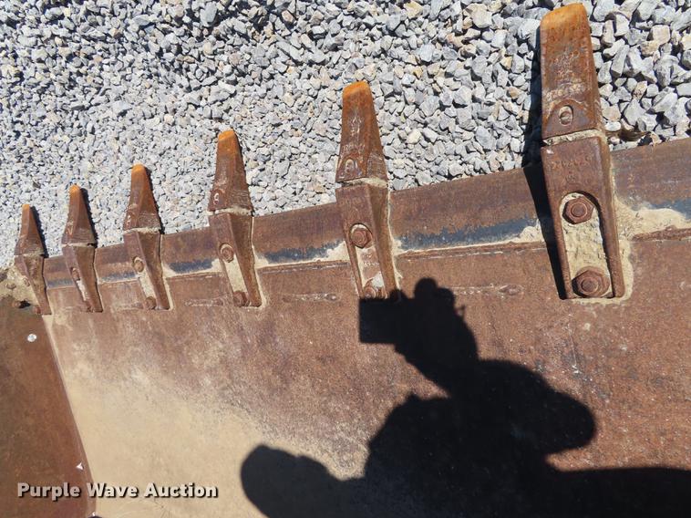 image for item DN9052 Bobcat low profile skid steer bucket