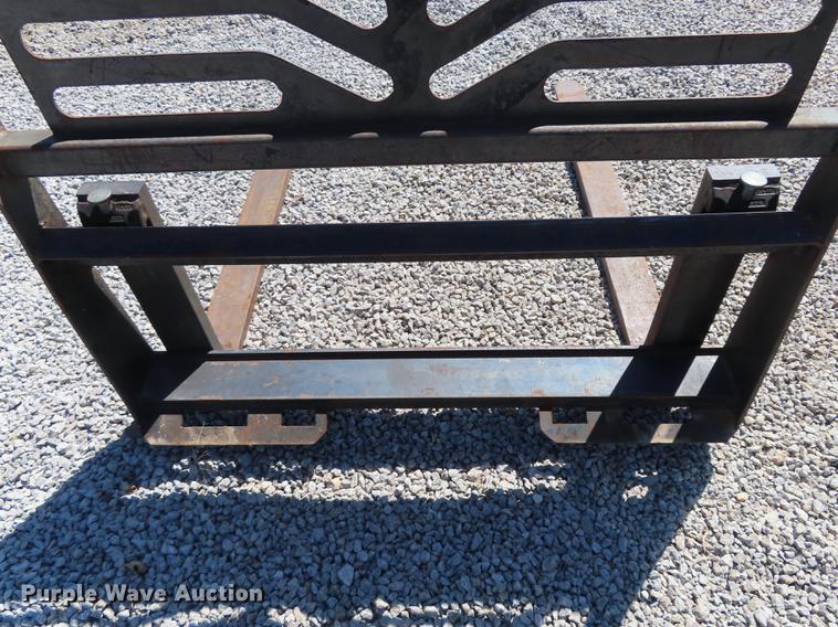 image for item DN9054 Skid steer pallet forks