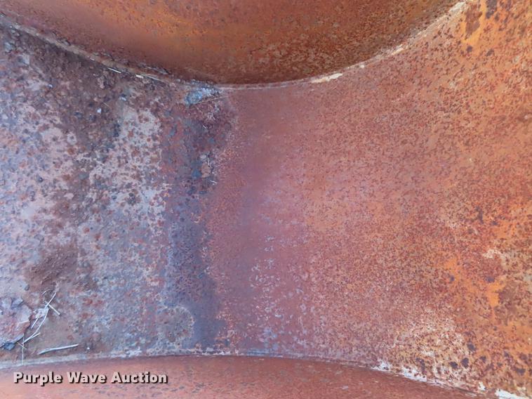 image for item DN9056 Caterpillar 22"W backhoe bucket