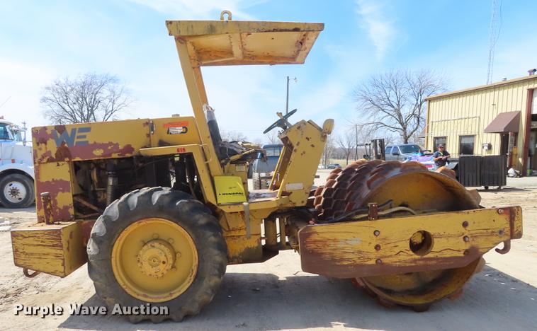 image for item DN9063 1981 Dynapac CA15PD single drum roller