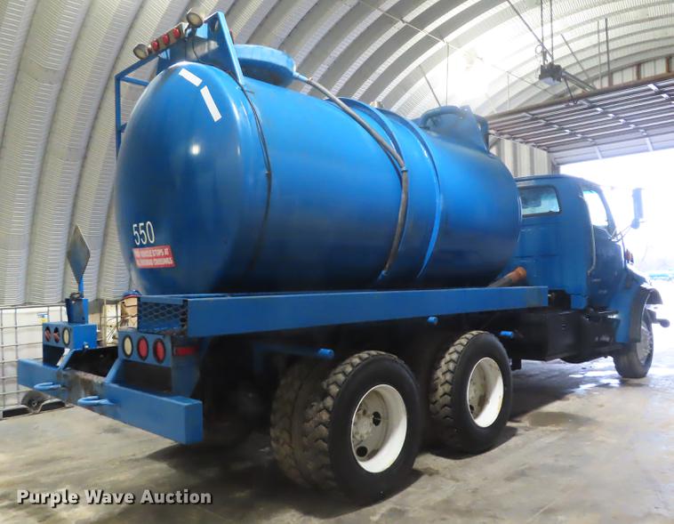 image for item DN9141 2003 Sterling L-Line vacuum truck