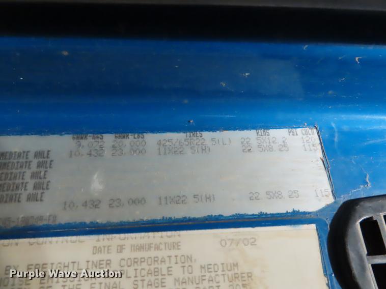 image for item DN9141 2003 Sterling L-Line vacuum truck