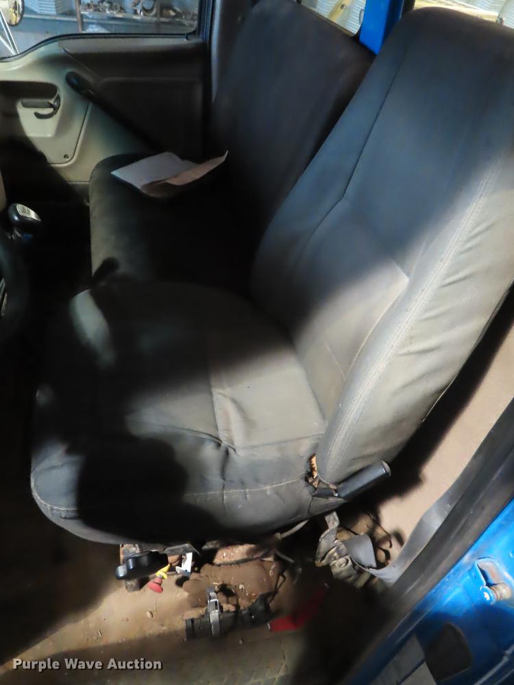 image for item DN9141 2003 Sterling L-Line vacuum truck