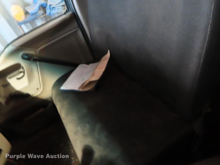 image for item DN9141 2003 Sterling L-Line vacuum truck