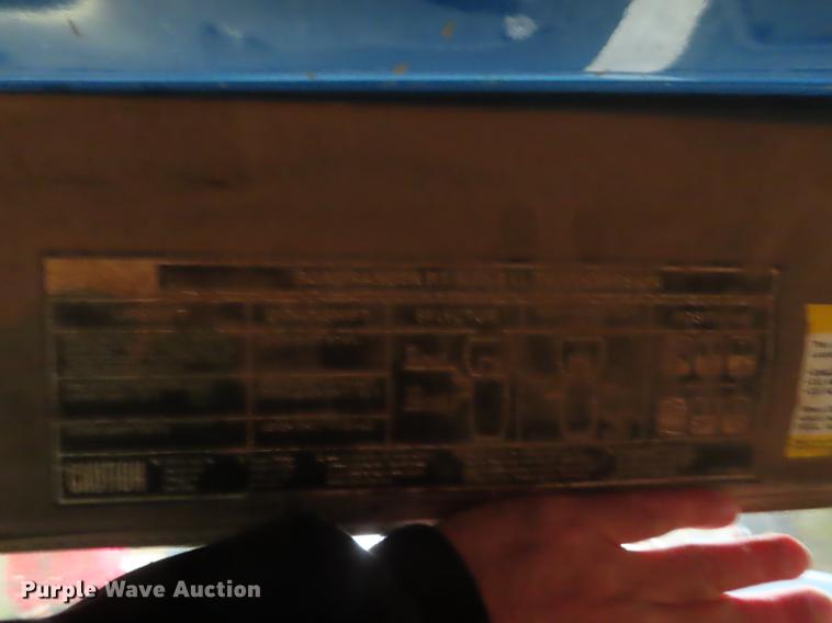 image for item DN9141 2003 Sterling L-Line vacuum truck