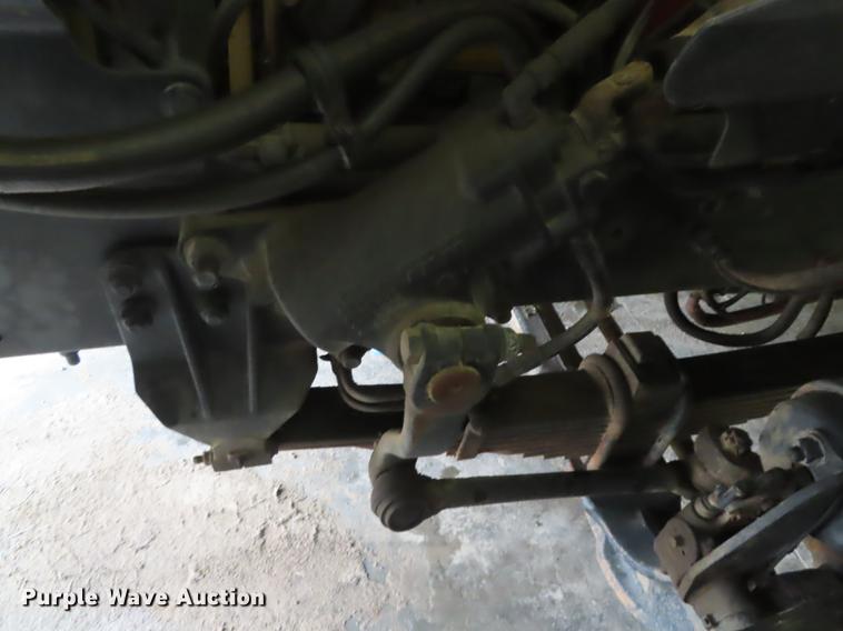 image for item DN9141 2003 Sterling L-Line vacuum truck