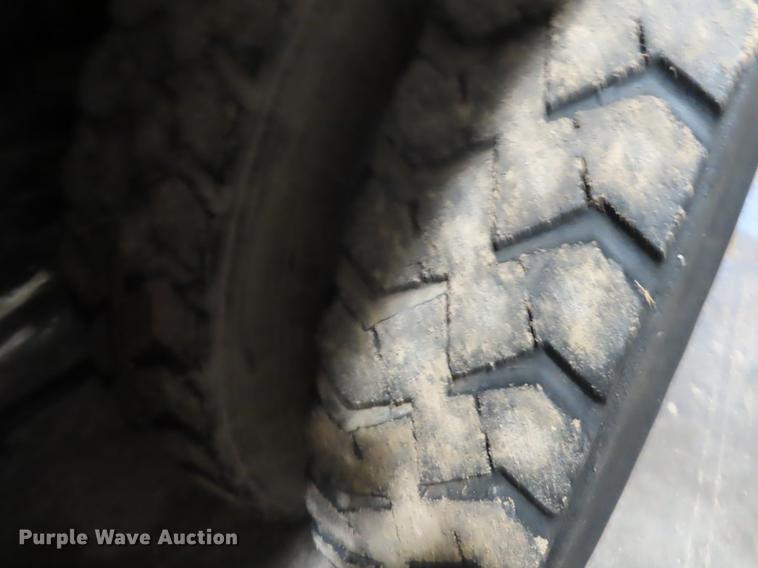 image for item DN9141 2003 Sterling L-Line vacuum truck