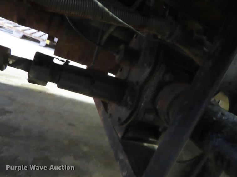 image for item DN9141 2003 Sterling L-Line vacuum truck