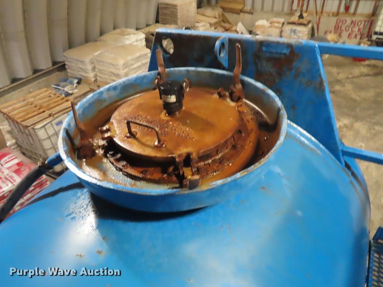 image for item DN9141 2003 Sterling L-Line vacuum truck