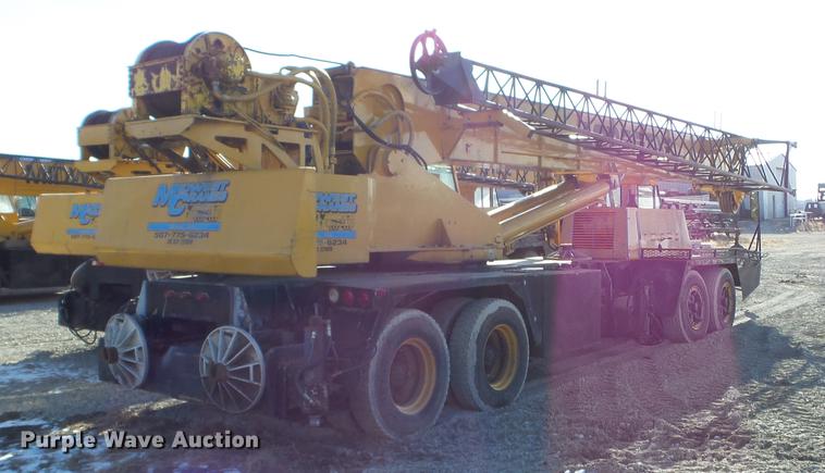 image for item DX9724 Hendrickson 30-DH crane