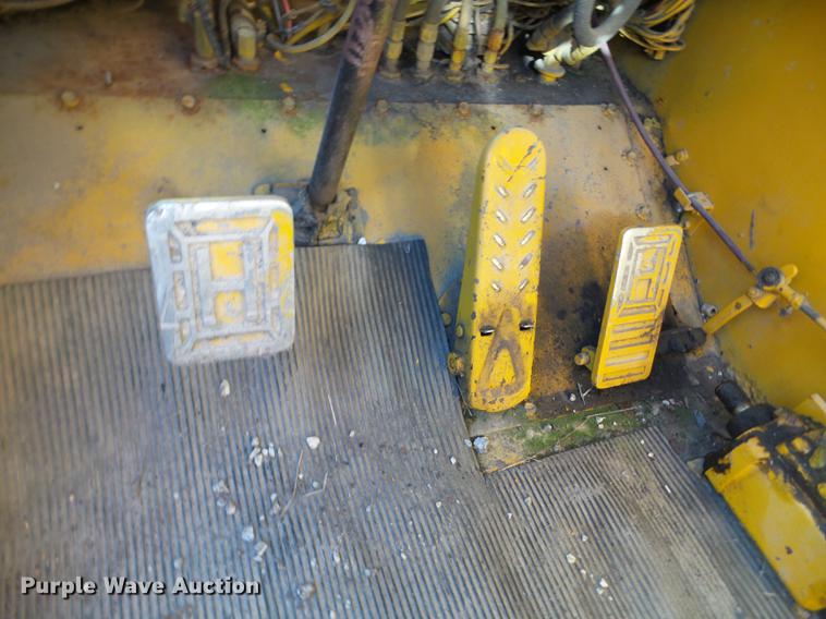 image for item DX9724 Hendrickson 30-DH crane