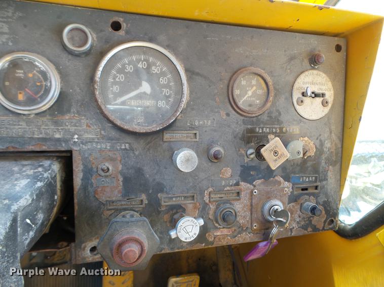 image for item DX9724 Hendrickson 30-DH crane