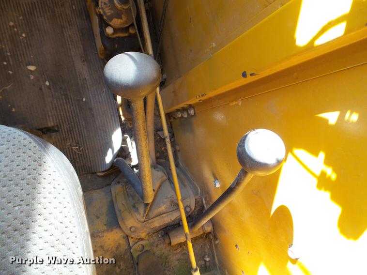 image for item DX9724 Hendrickson 30-DH crane