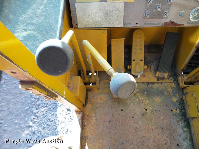 image for item DX9724 Hendrickson 30-DH crane