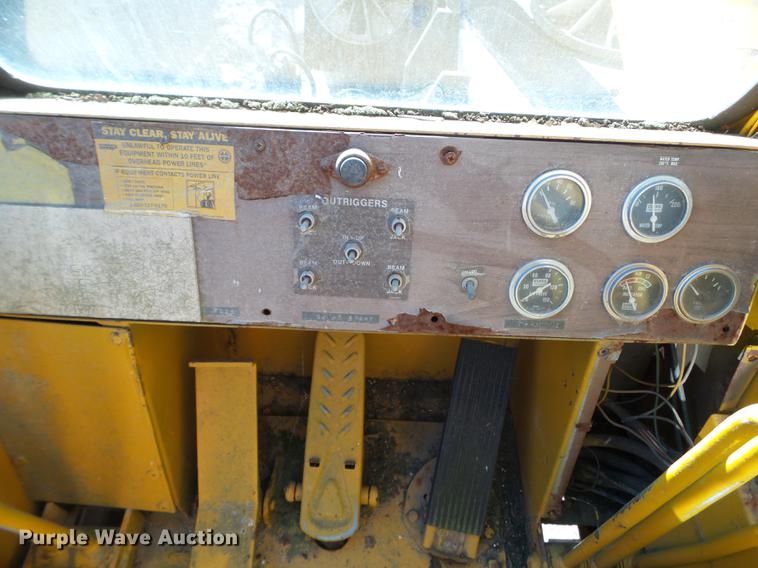 image for item DX9724 Hendrickson 30-DH crane