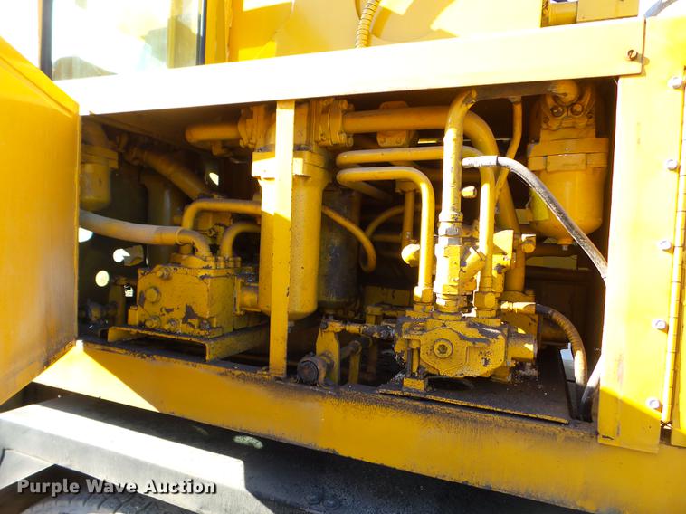 image for item DX9724 Hendrickson 30-DH crane