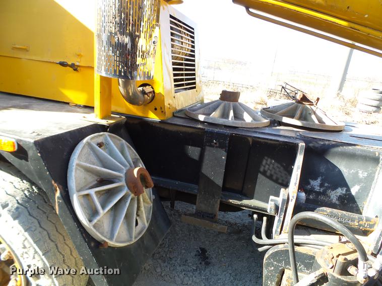 image for item DX9724 Hendrickson 30-DH crane