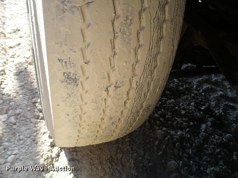 image for item DX9724 Hendrickson 30-DH crane