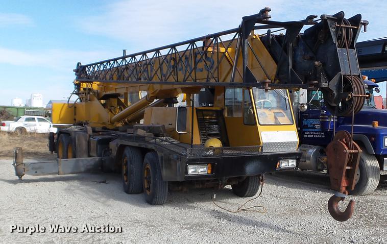 image for item DX9726 Hendrickson 30-DH crane
