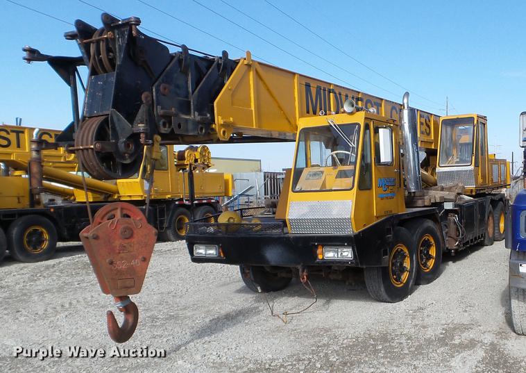 image for item DX9726 Hendrickson 30-DH crane