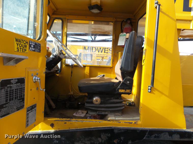 image for item DX9726 Hendrickson 30-DH crane