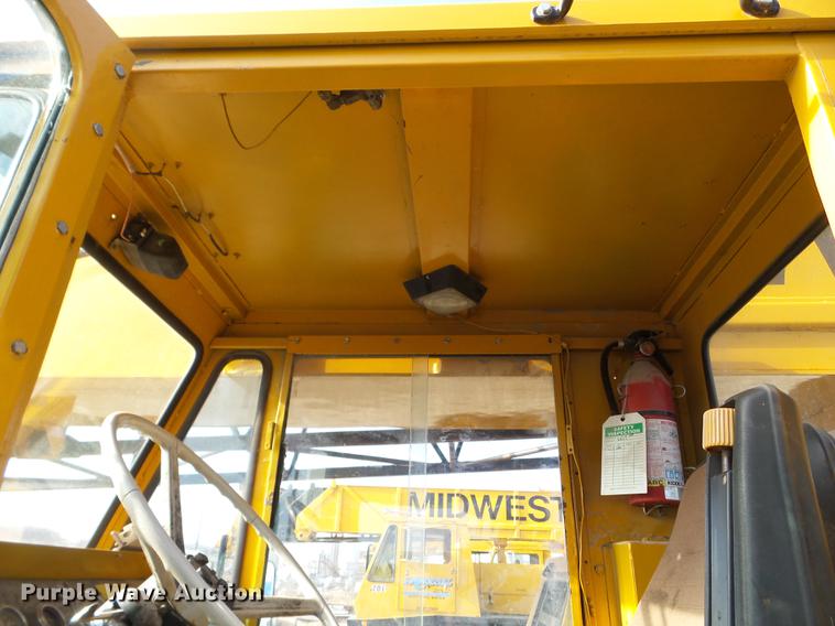 image for item DX9726 Hendrickson 30-DH crane