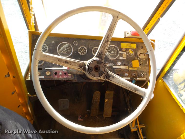 image for item DX9726 Hendrickson 30-DH crane