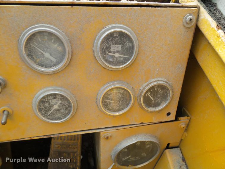 image for item DX9726 Hendrickson 30-DH crane