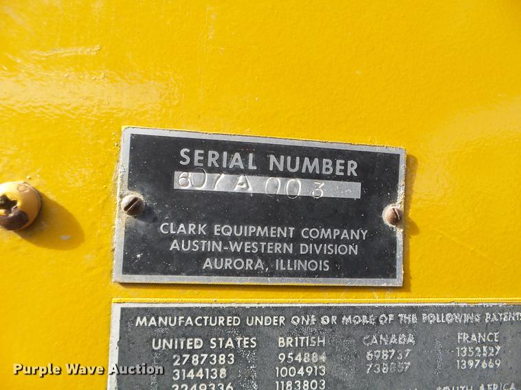 image for item DX9726 Hendrickson 30-DH crane