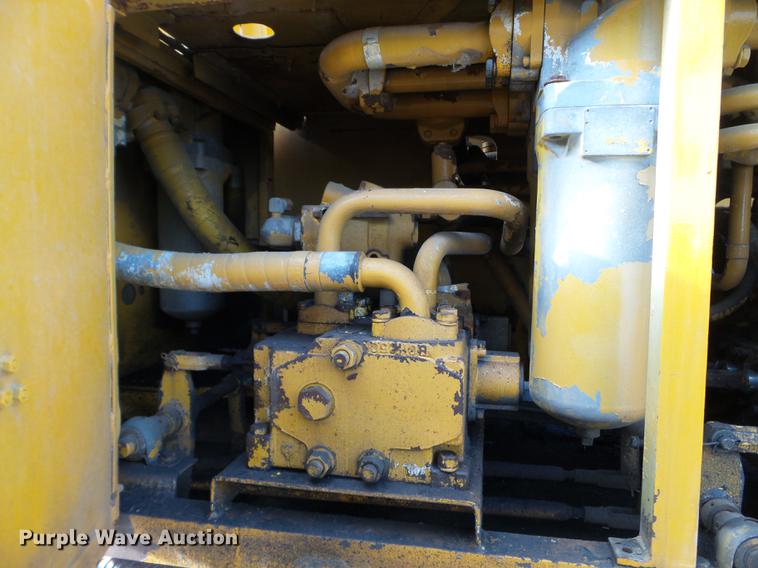 image for item DX9726 Hendrickson 30-DH crane