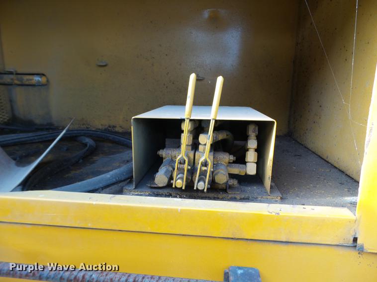 image for item DX9726 Hendrickson 30-DH crane