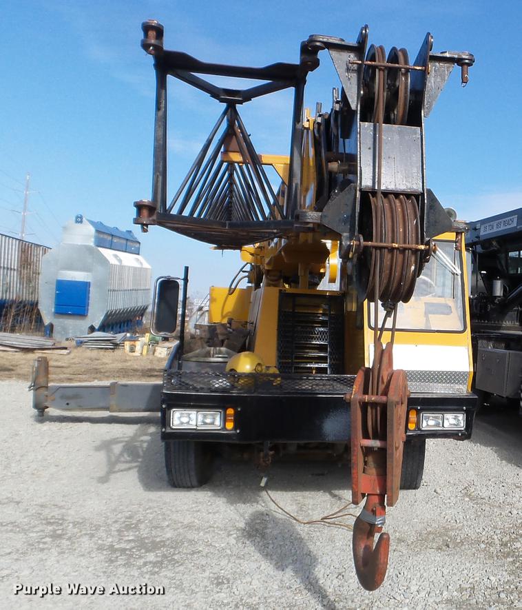 image for item DX9726 Hendrickson 30-DH crane