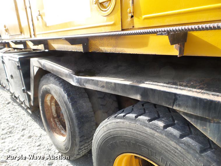 image for item DX9726 Hendrickson 30-DH crane