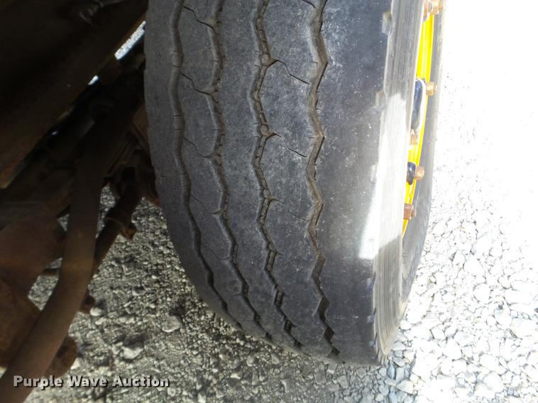 image for item DX9726 Hendrickson 30-DH crane