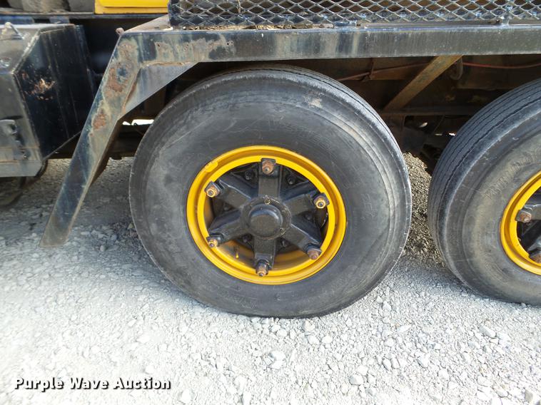 image for item DX9726 Hendrickson 30-DH crane