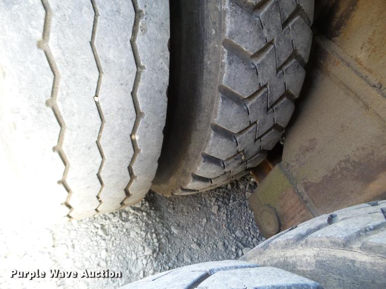 image for item DX9726 Hendrickson 30-DH crane